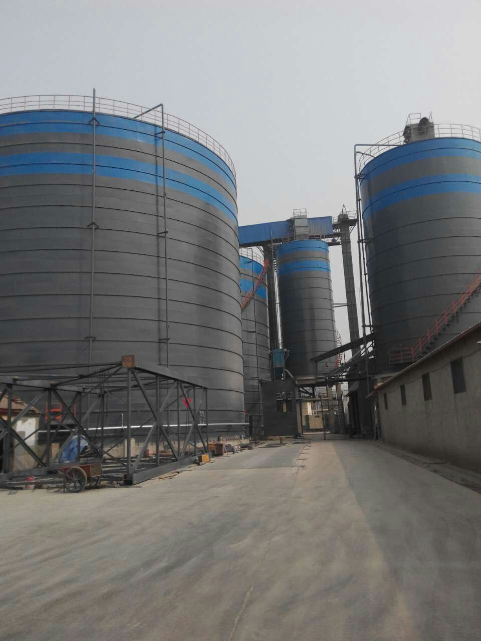 金银川路街道粉煤灰储存库基础怎么建造